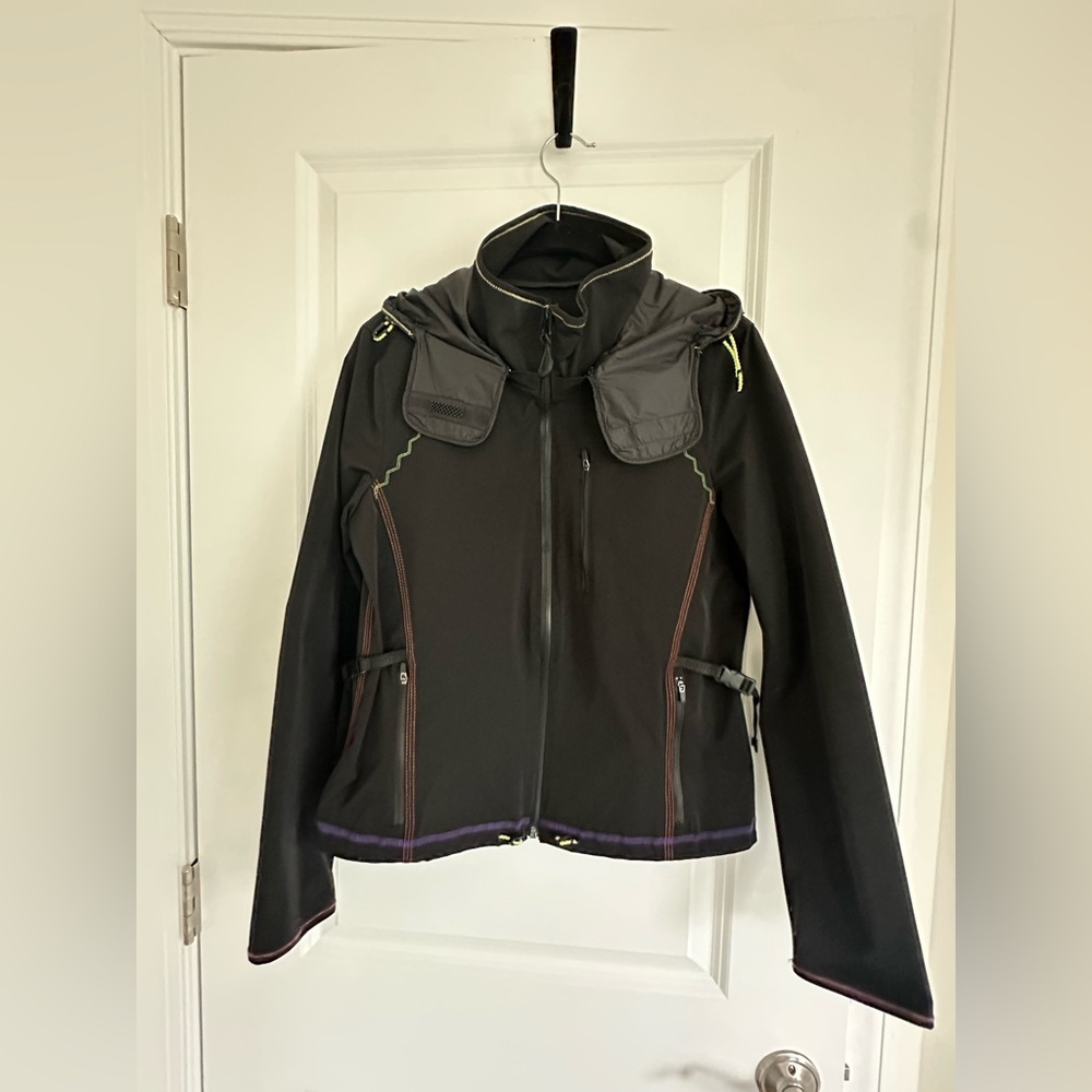 NWT ZARA Water Repellent Topstitched Nylon Jacket - Medium